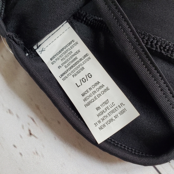 Reebok Sports Bra - Picture 4 of 7